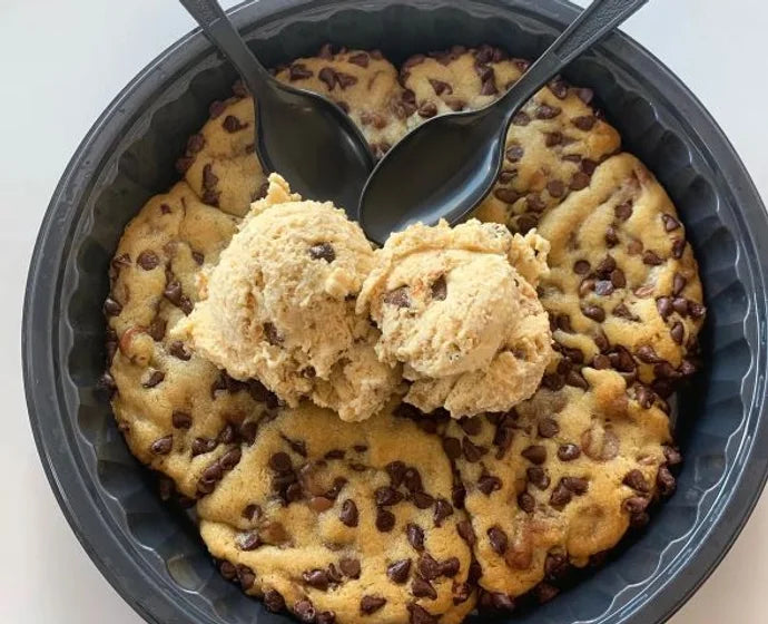 Customizable DEEP DISH Cookie 8"